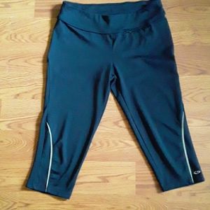 Champion Black Capri Leggings Small